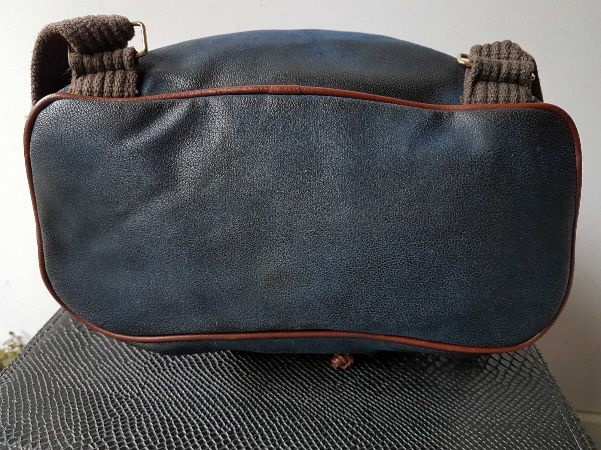 Borzetta Collection Italy mały skórzany granatowy plecaczek plecak