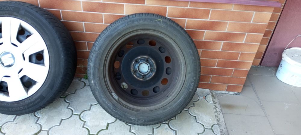 Продам недорого зимову резину на дисках R16