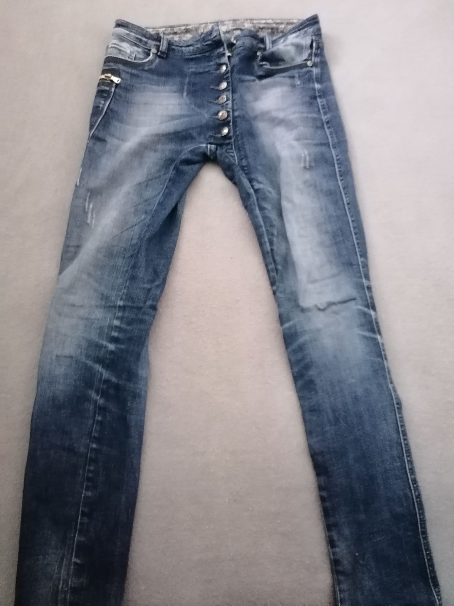 Spodnie jeansy zestaw 6 plus 1 szt  M