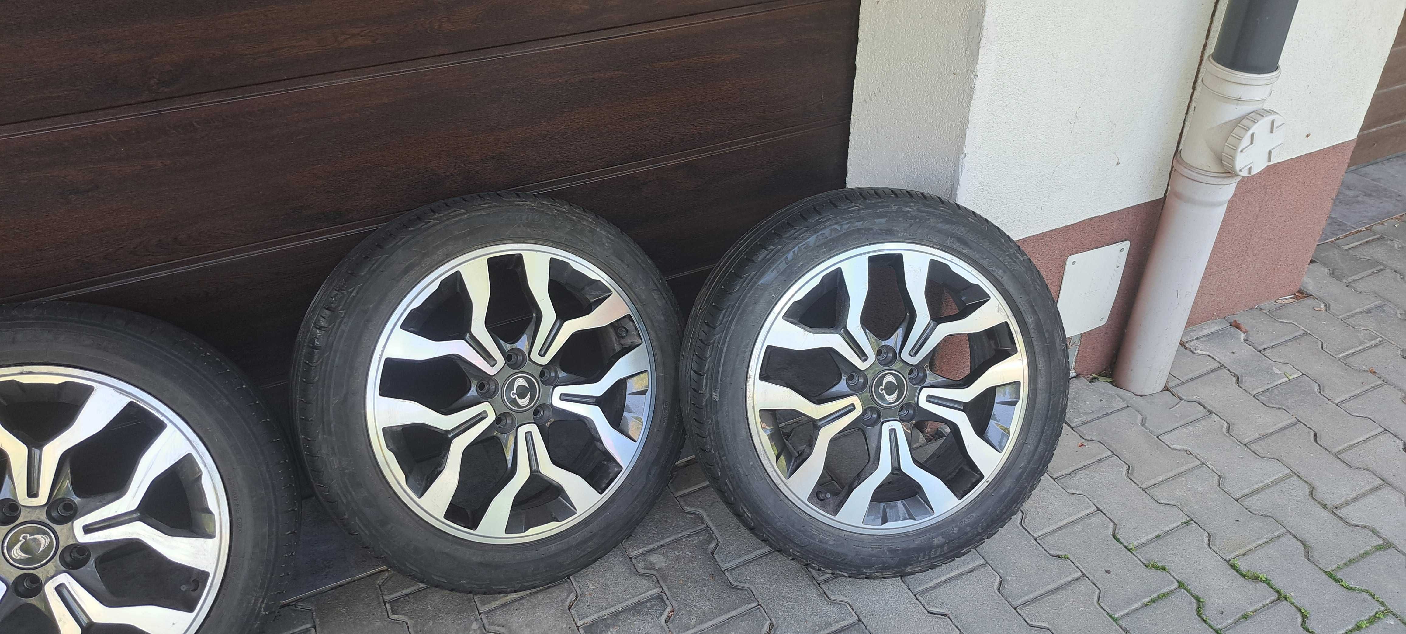 Felgi z oponami 18' 5×112 Ssang Yong
