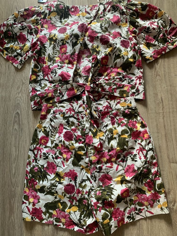 Костюм с шортами Лето Primark