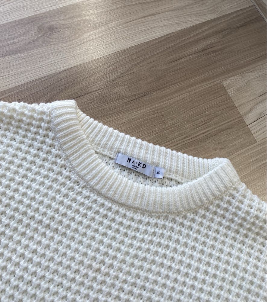 Kremowy sweter pleciony ażurowy gruby oversize NA-KD XS uniwersalny