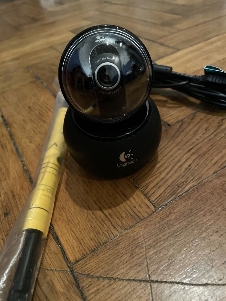 Веб-камера Logitech QuickCam Orbit AF