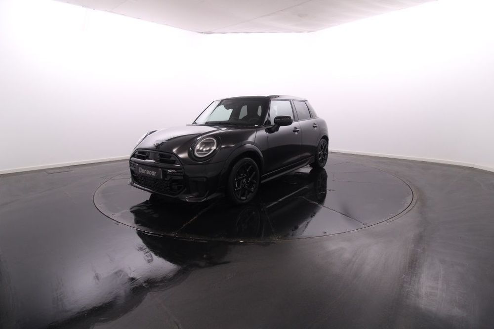 MINI 5 Portas Cooper Premium JCW Auto