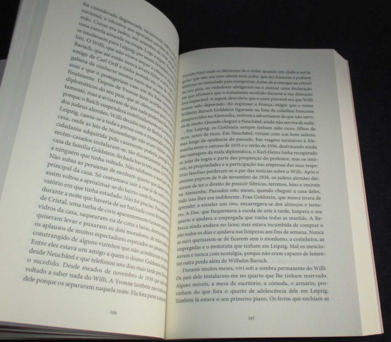 Livro A Mãe de Frankenstein Almudena Grandes