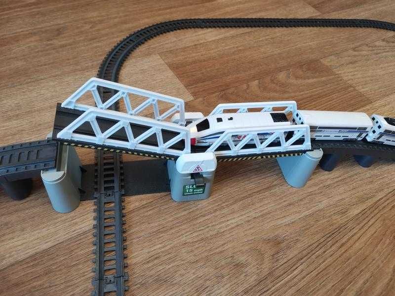 Набір залізниця з мостом power trains jakks pacific (jp41384)
