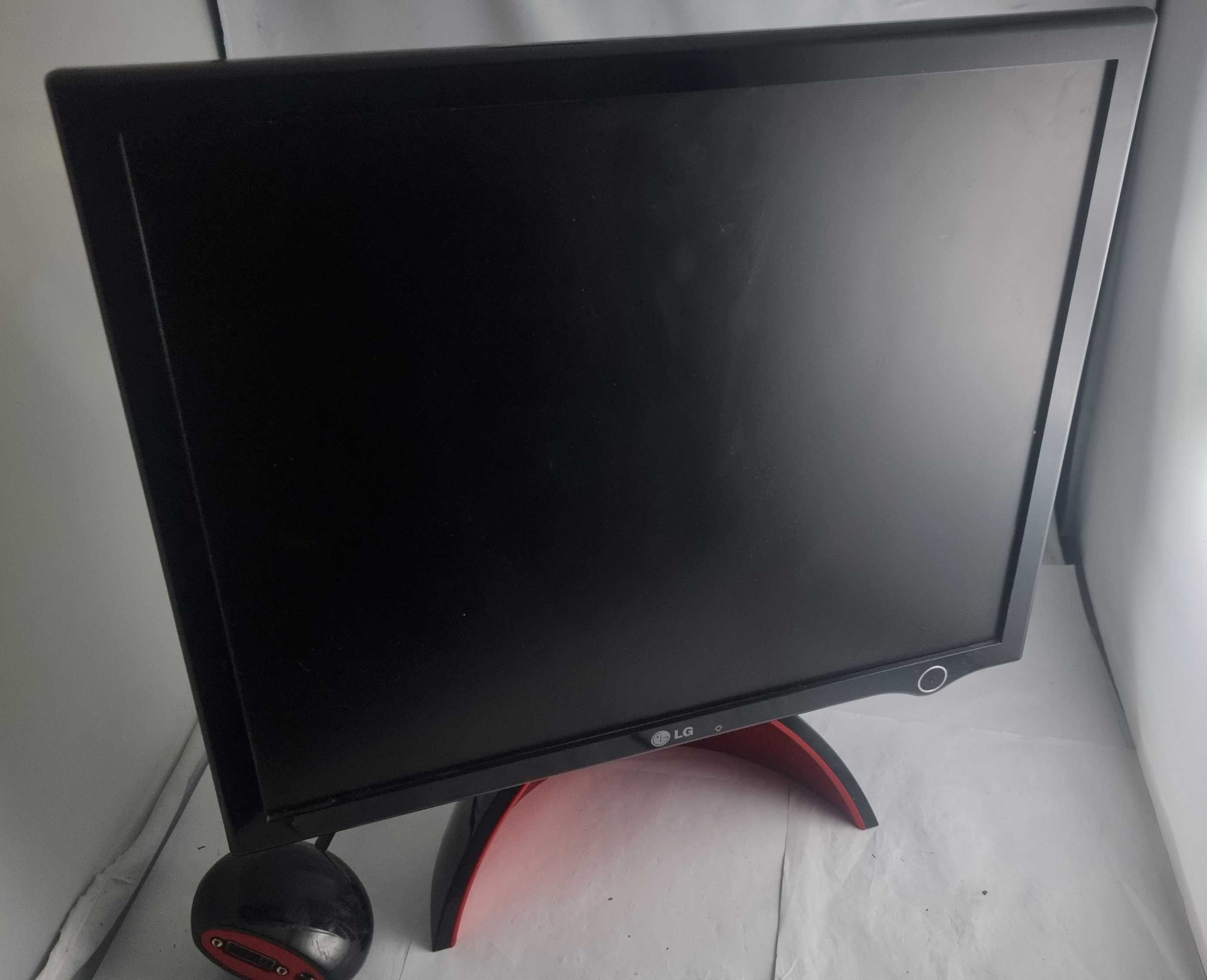 Monitor 19 cali LG - Komis Wadowice