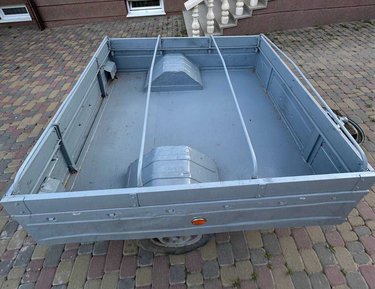 Причіп автомобільний