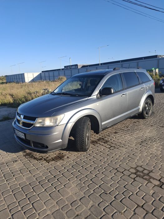Продам або обміняю Dodge Jorney
