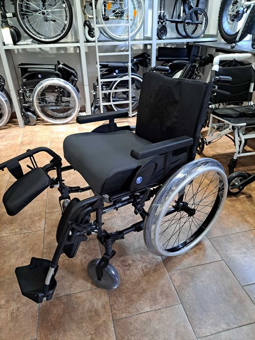 Wózek inwalidzki dla amputantów V500 Light Regulowany środek ciężkości