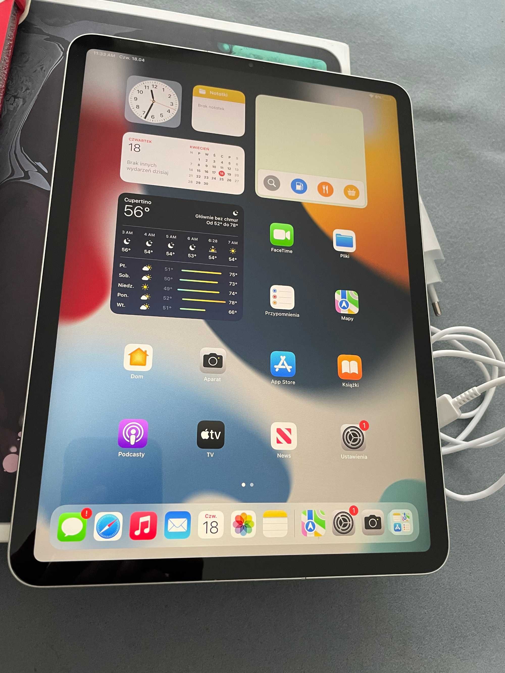 iPad Pro 11" 256GB LTE srebrny komplet + etui