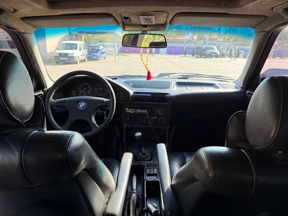 Продам BMW E34 m20b25