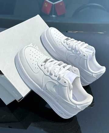 Air Force One Low White 38