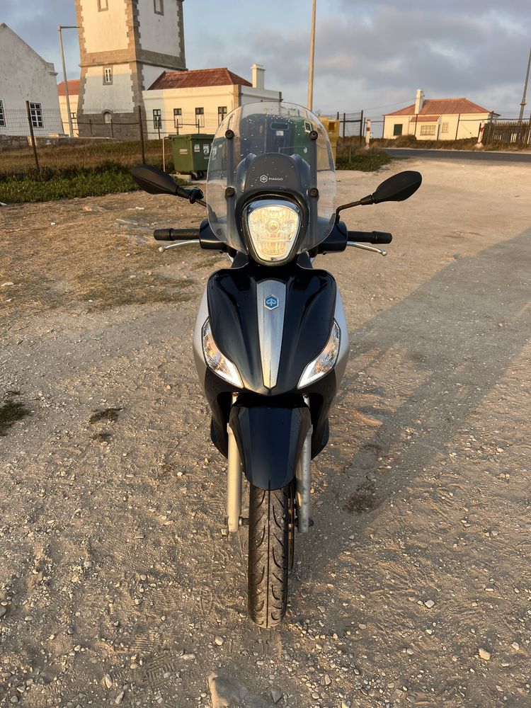 Piaggio Medley 125