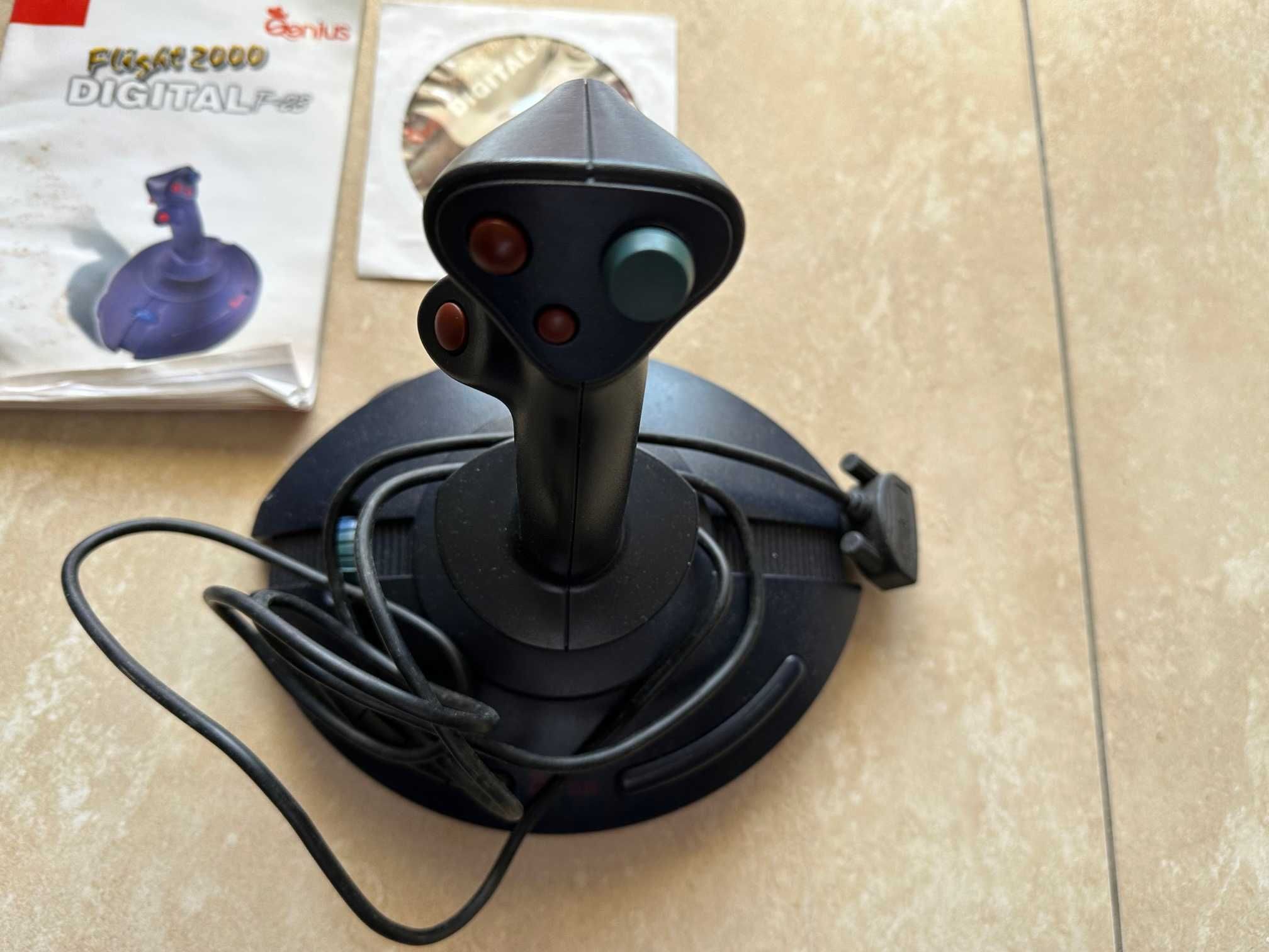 Genius Joystick FLIGHT 2000-F23 totalmente funcional