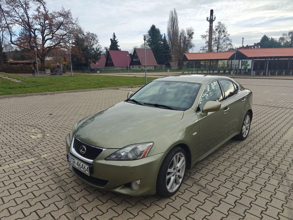 Lexus IS Lexus IS 220d wersja Prestige audio Mark Levinson, książka serwisowa