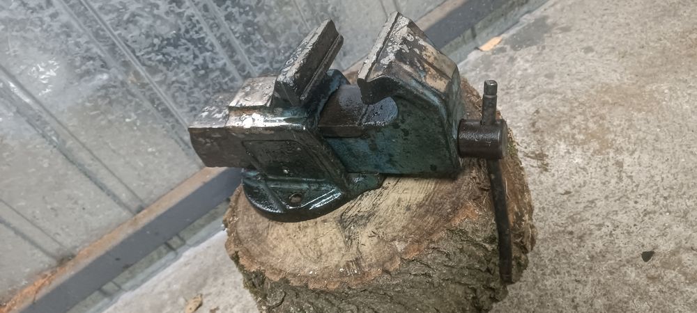 Stare solidne imadło