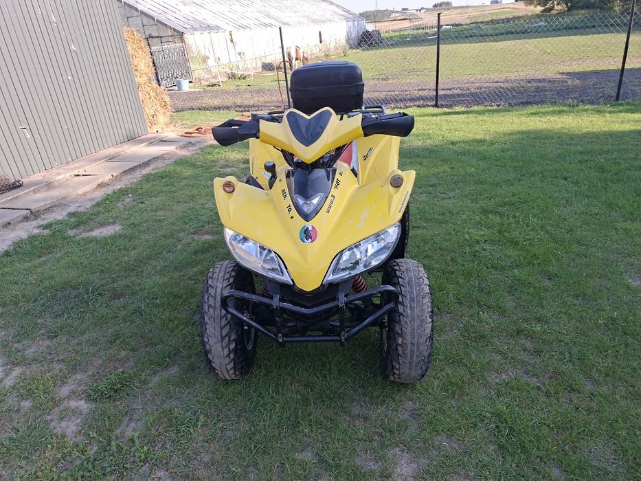 Quad  200 włoski sprzęt