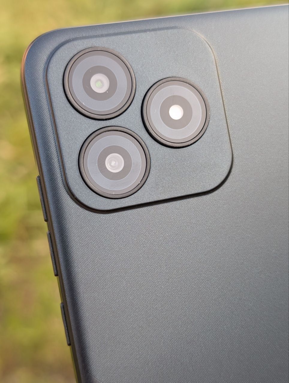 Oukitel c53 (4/64 абсолютно новый бюджетный)