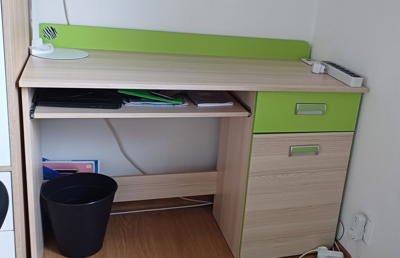 Zestaw mebli dla dzieci