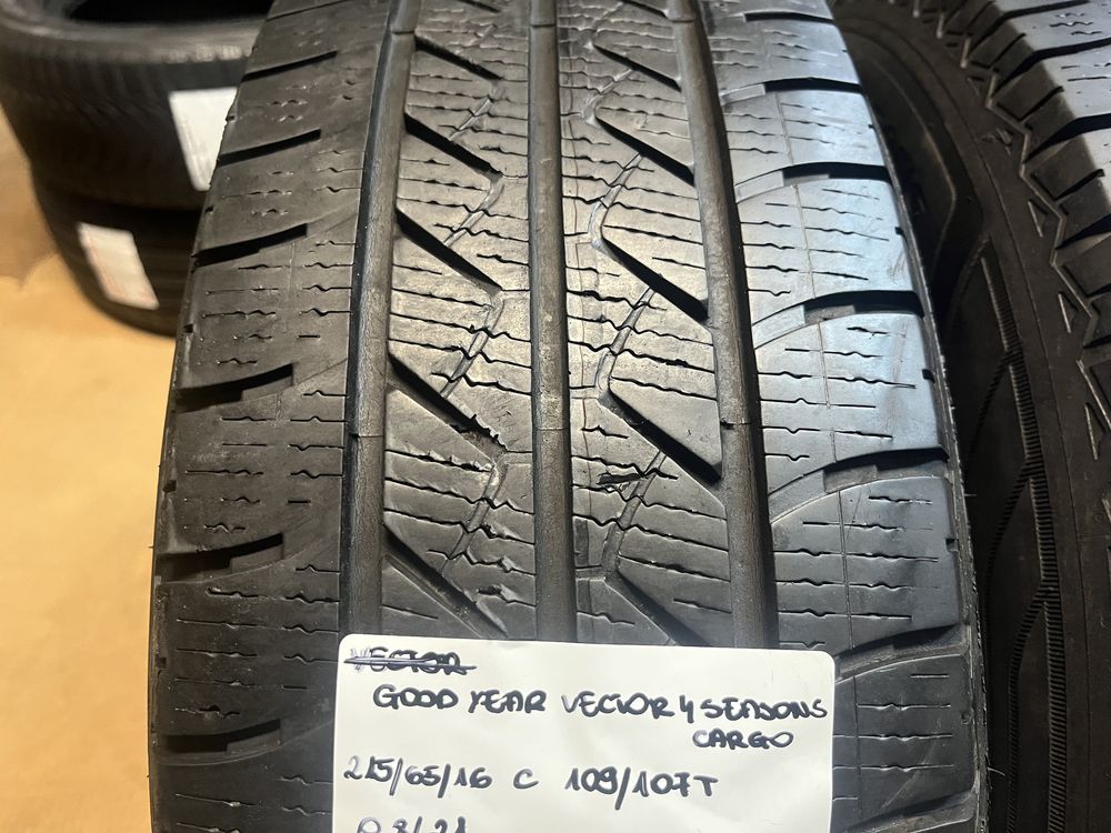 2x 215/65/16 C 109/107T GOODYEAR VECTOR 4 seasons cargo