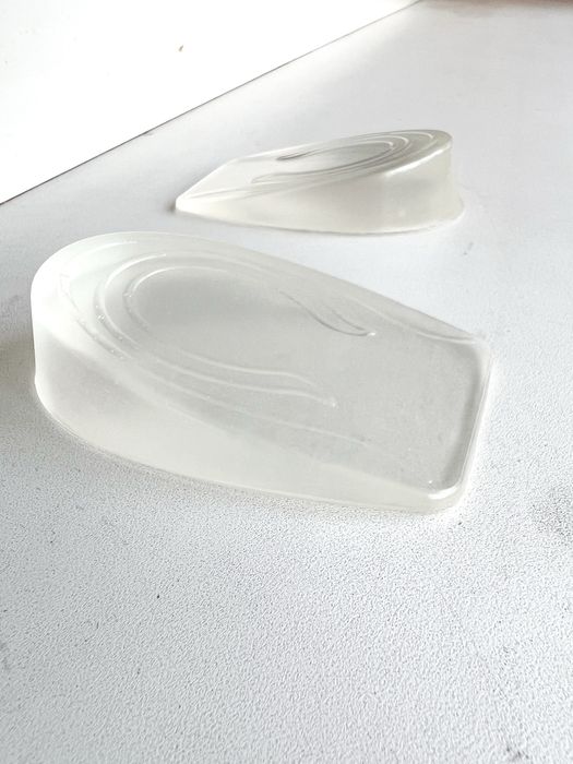 Силіконова устілка під пʼятку висотою 2 см