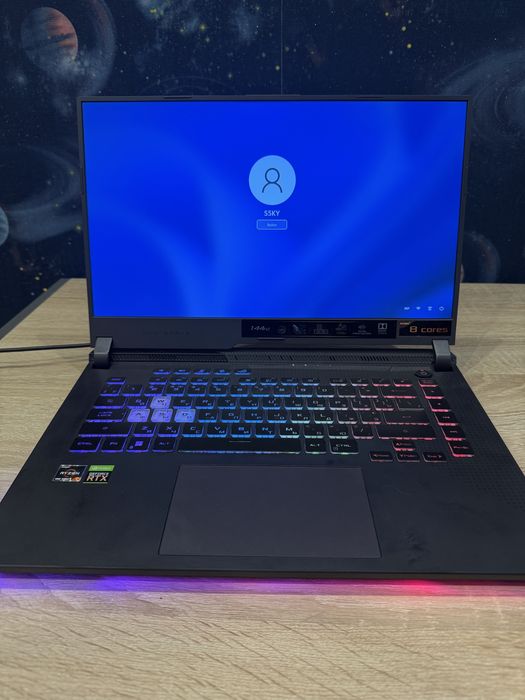 Asus rog strix G513IE