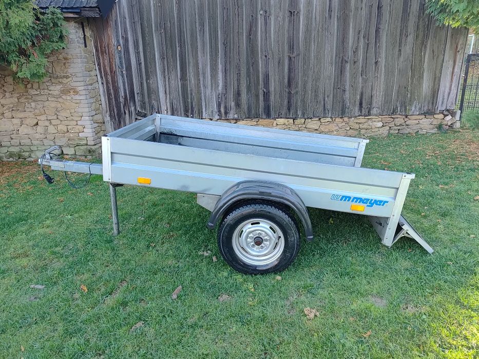 Przyczepka Meyer 750 kg.