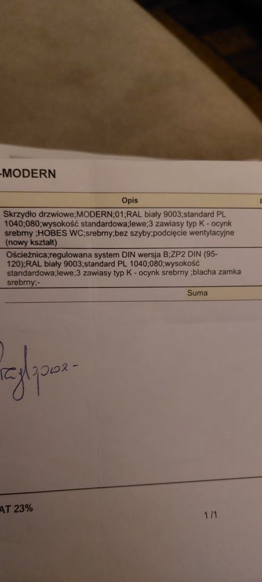 Drzwi łazienkowe z ościeżnicą 80 lewe, nowe