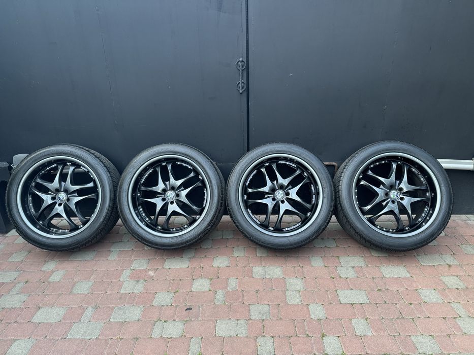 Колеса R22 Dezent, гума 305/40 R22 Toyo