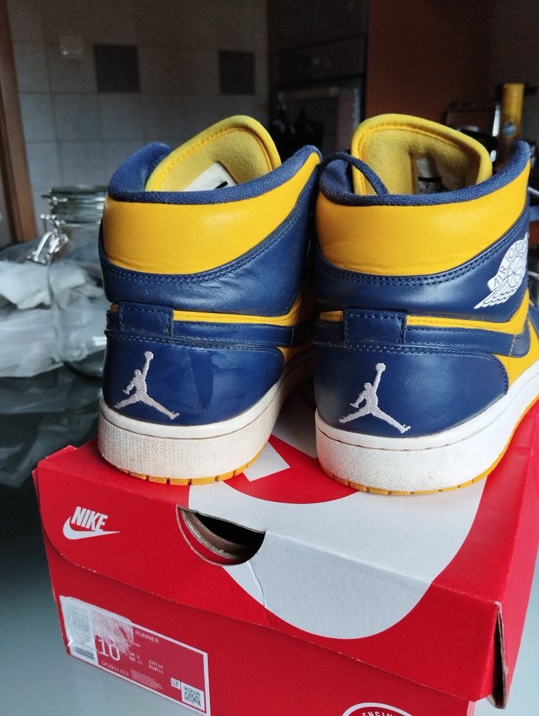 Air Jordan 1 Mid Yellow/Blue