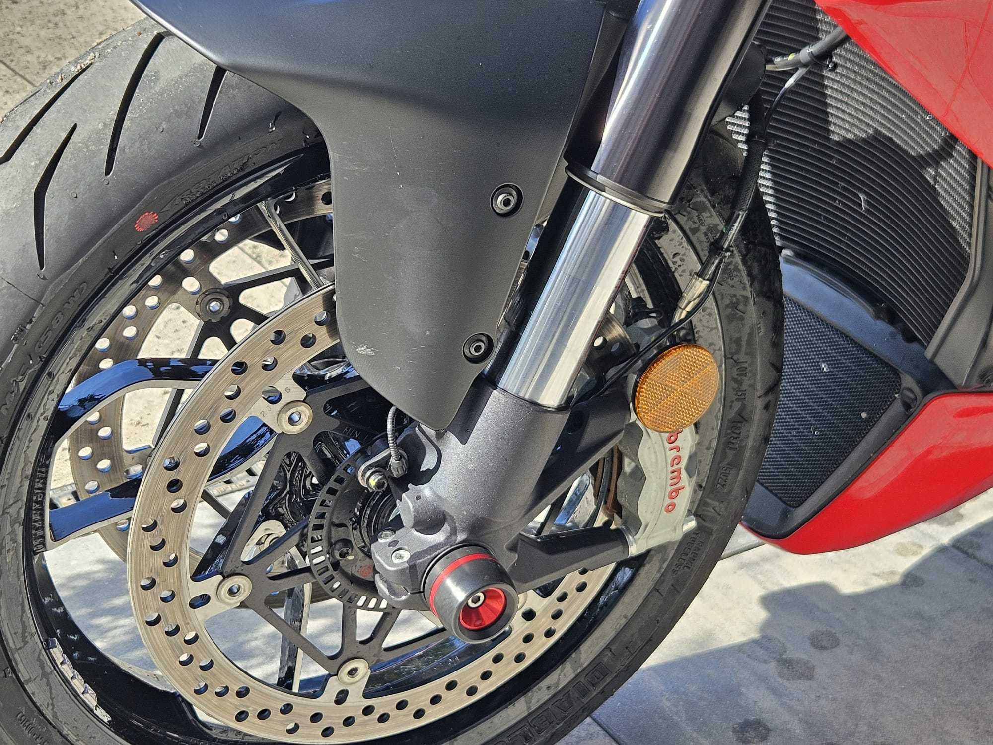 Ducati Diavel V4