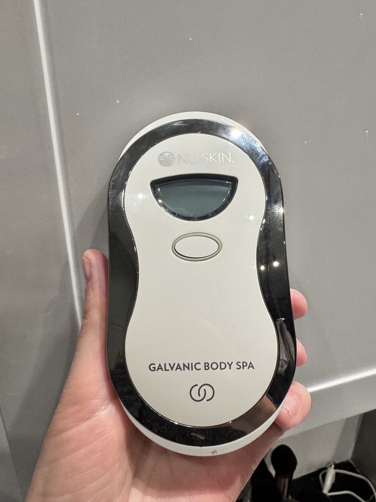 Galvanic Body Spa urządzenie Nu Skin