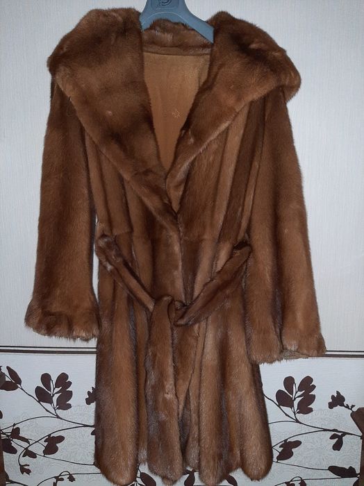 Продам  норковую шубу, SAGA MINK