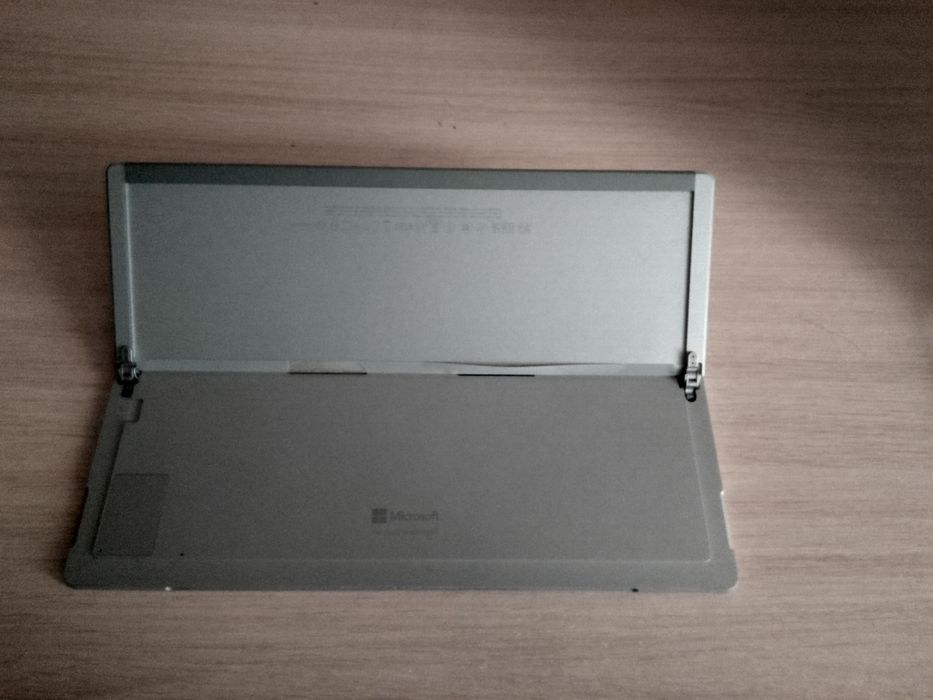 Microsoft Surface pro 7 Plus  8/256