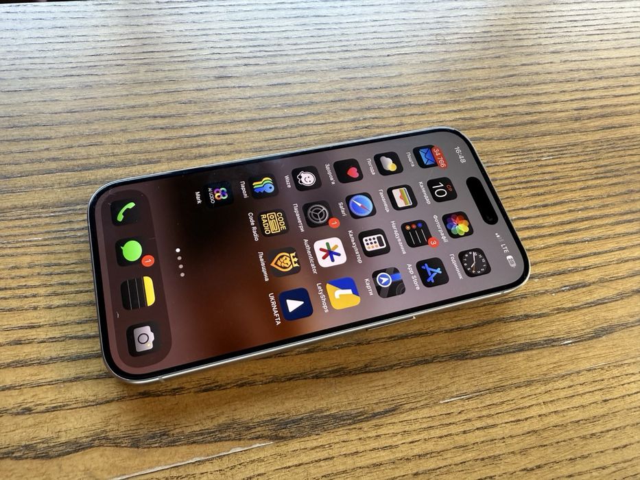 Продам iPhone 15 Pro 128ГБ