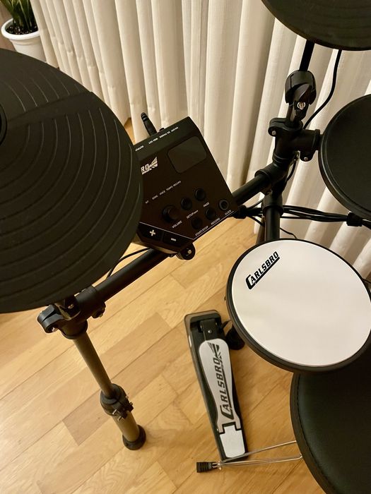 Bateria Eletrónica Carlsbro CSD100 com banco