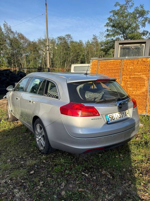 Opel Insignia 2.0 CDTI 130 km 2012r kombi po kolizji silnik sprawny