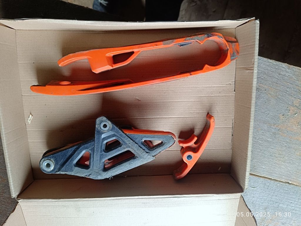 Слайдер і ловушка цепі KTM