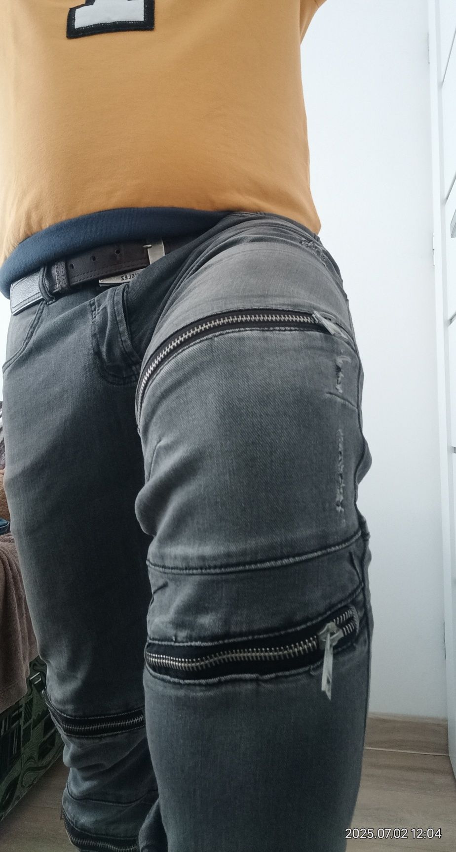 Mossimo brand jeans, size 34
