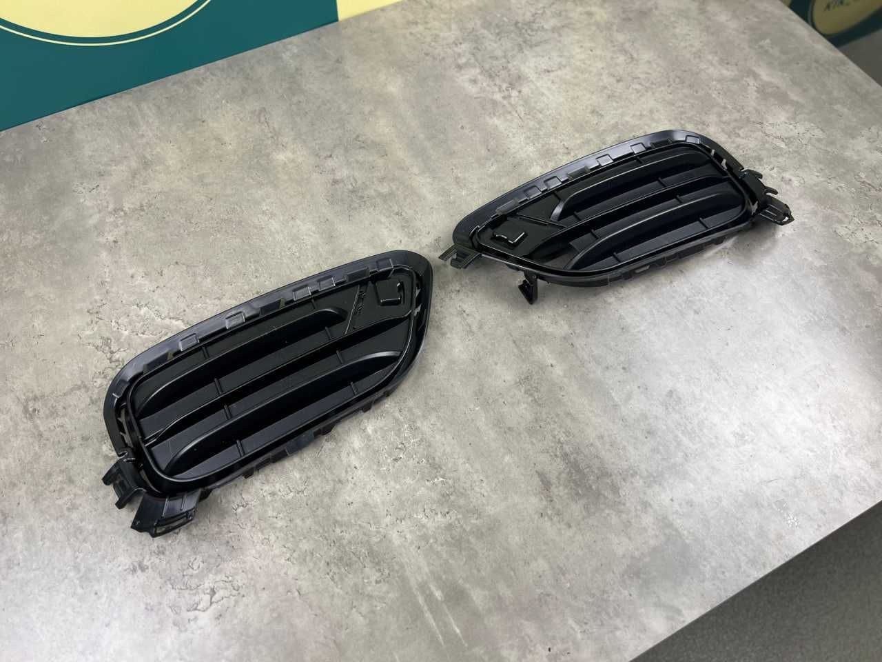 Решітка Бампера BMW X3 (F25) 51117347946 / 51117347945 	X-LINE