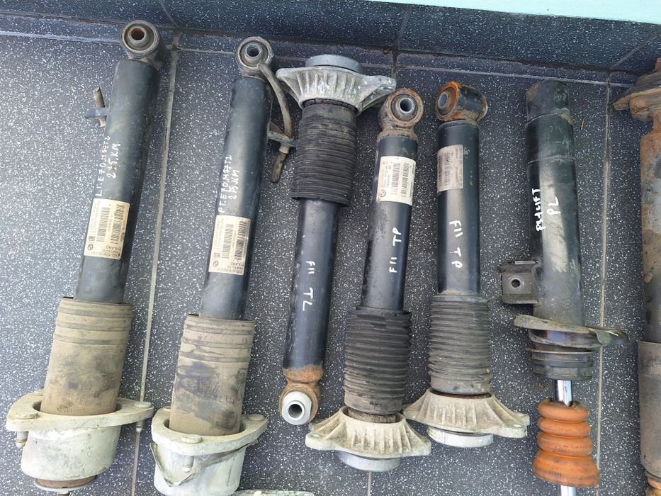 Амортизатор стойка.Амортизатори задні бмв е81,82,84,87,88,f20,f31,f11