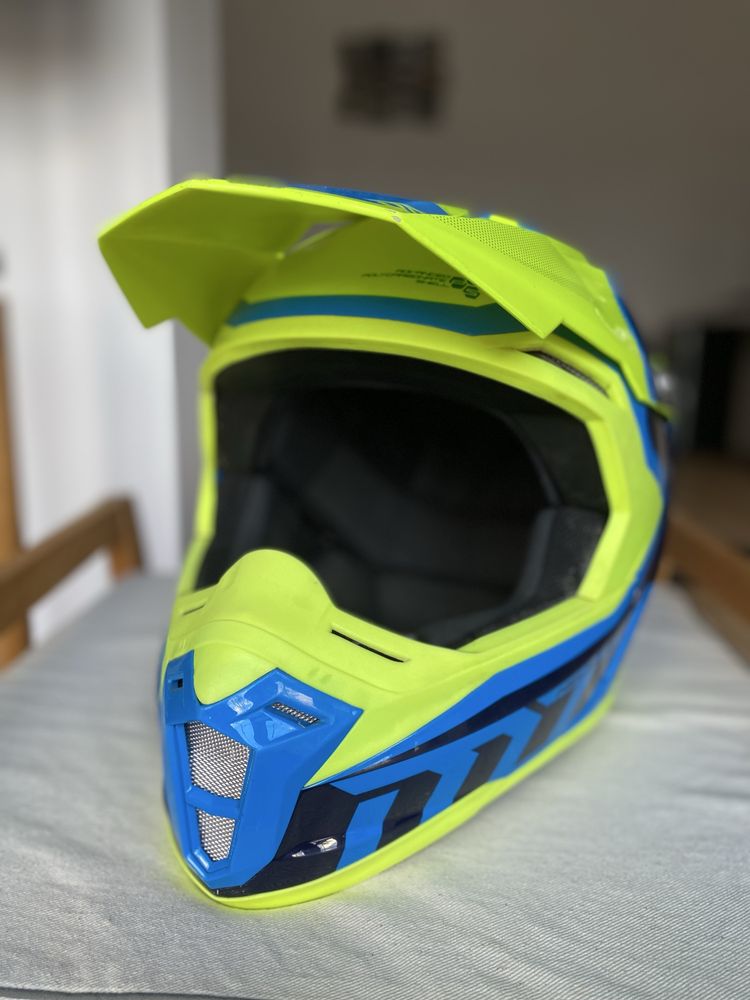 Kask motocyklowy MT Helmets