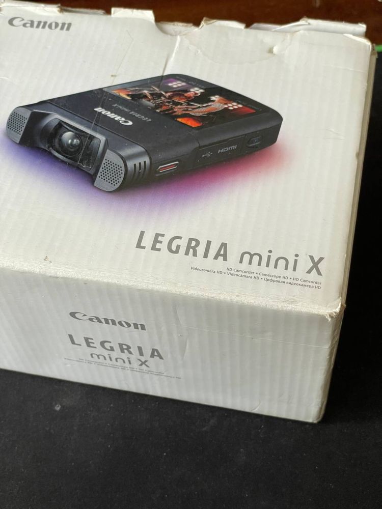 Легендарная камера Canon Legria Mini X + аккумулятор (не Sony , GoPro