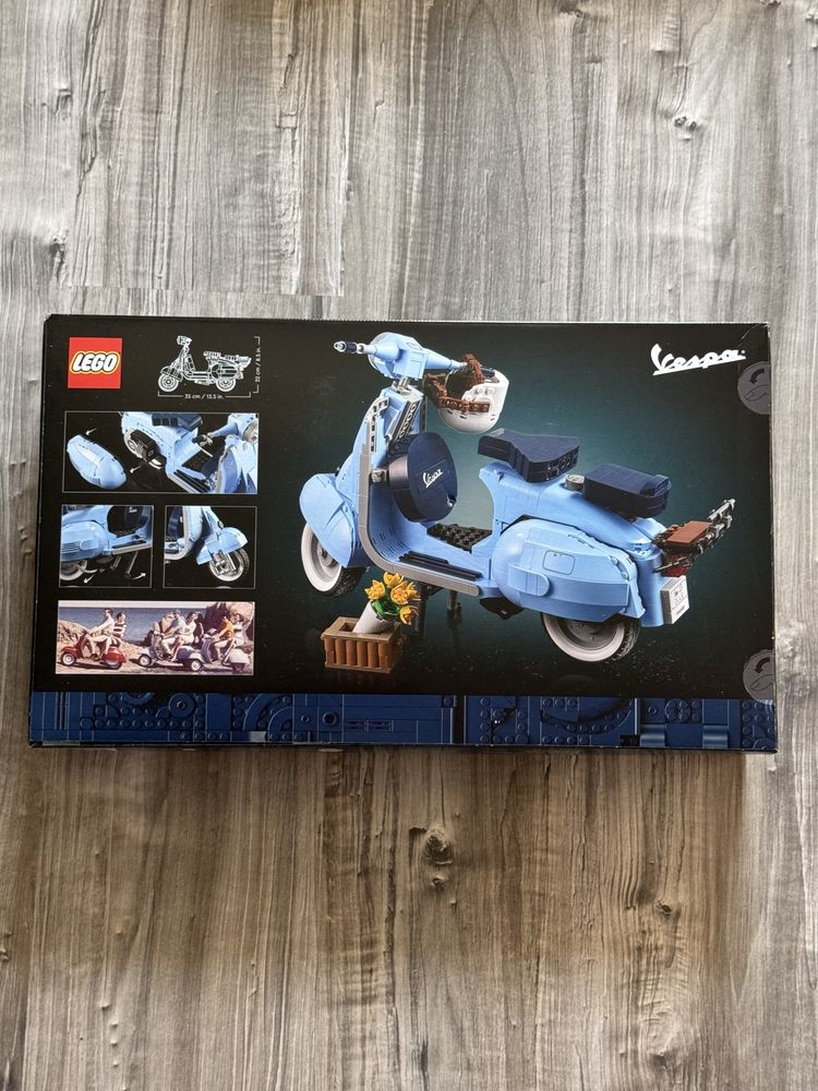 Zestaw lego 10298 Vespa 125 Skuter