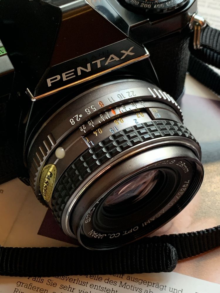 Pentax-M 28mm f/2.8 Bronze Limited Edition