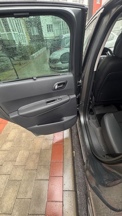 Peugeot 3008 2014 року