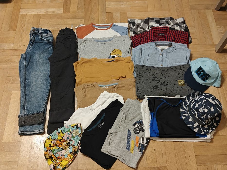 Zestaw ubrań chłopięcych 116/122