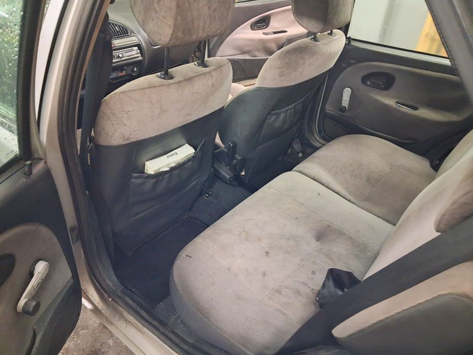 Citroen saxo 1.5 disel  5 lugares