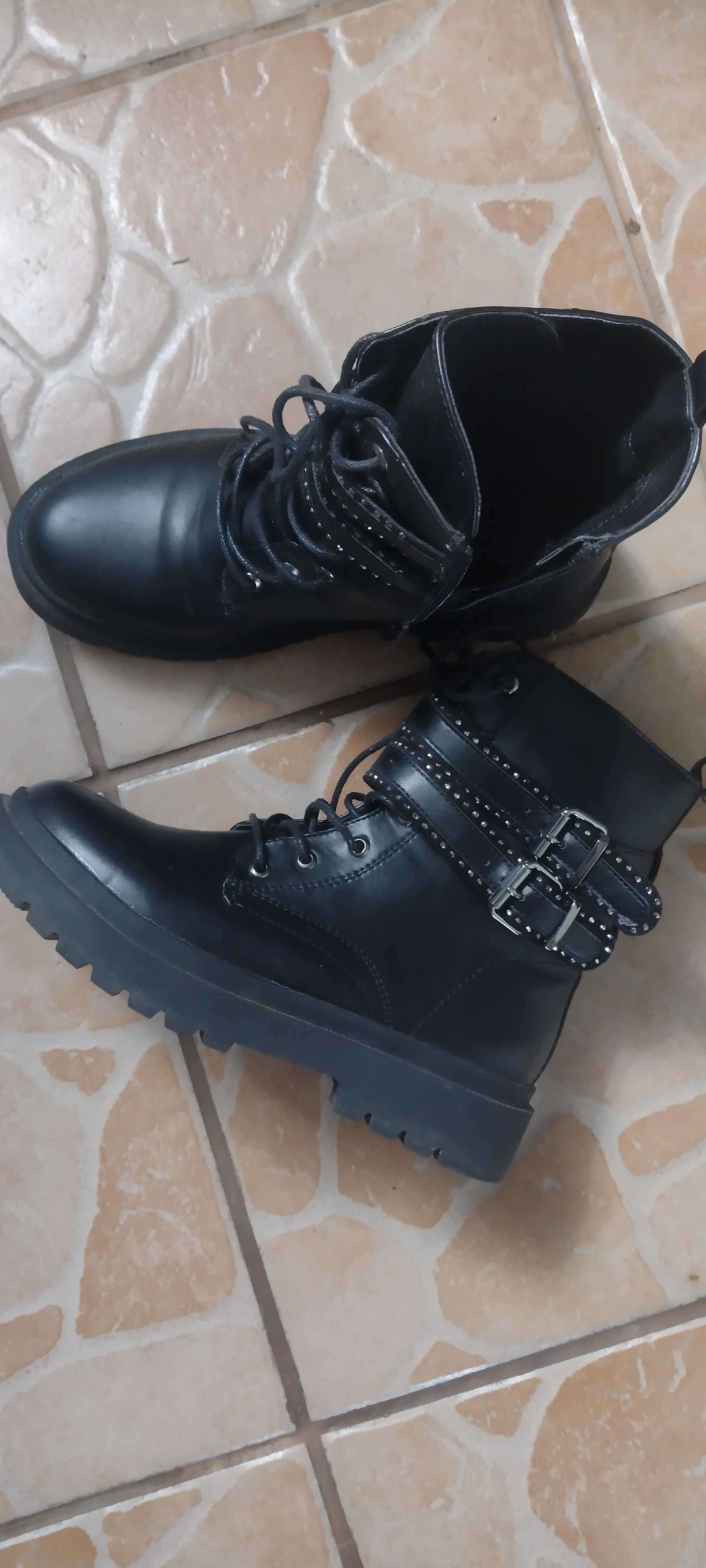 Botki DeeZee R.36